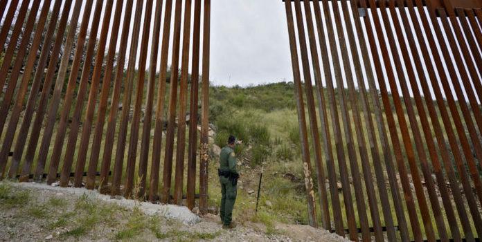 Border patrol wall gap