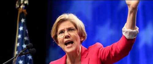 Elizabeth Warren Wars Against Dem 'Centrists' at Nutty Netroots Conference