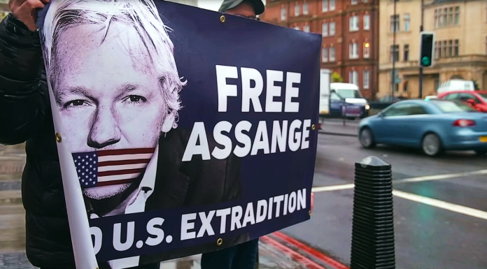 Free Assange